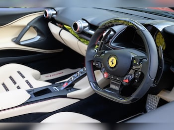 Used Ferrari 812 GTS 2023 for sale - 77575535: Photo