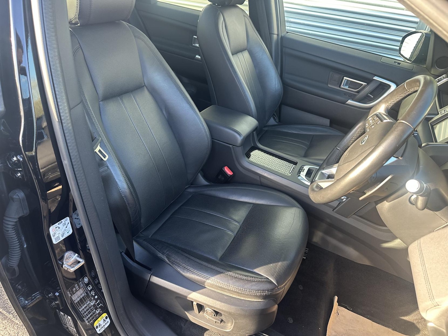 Used Land Rover Discovery Sport 2019 for sale - 77371934: Photo 25