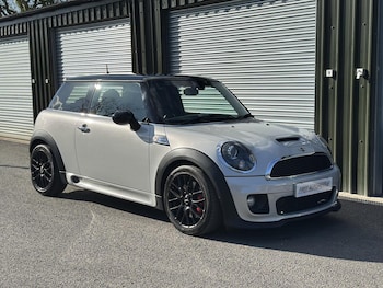 2014 - 1.6 John Cooper Works Hatchback 3dr Petrol Manual Euro 5 (s/s) (211 ps)