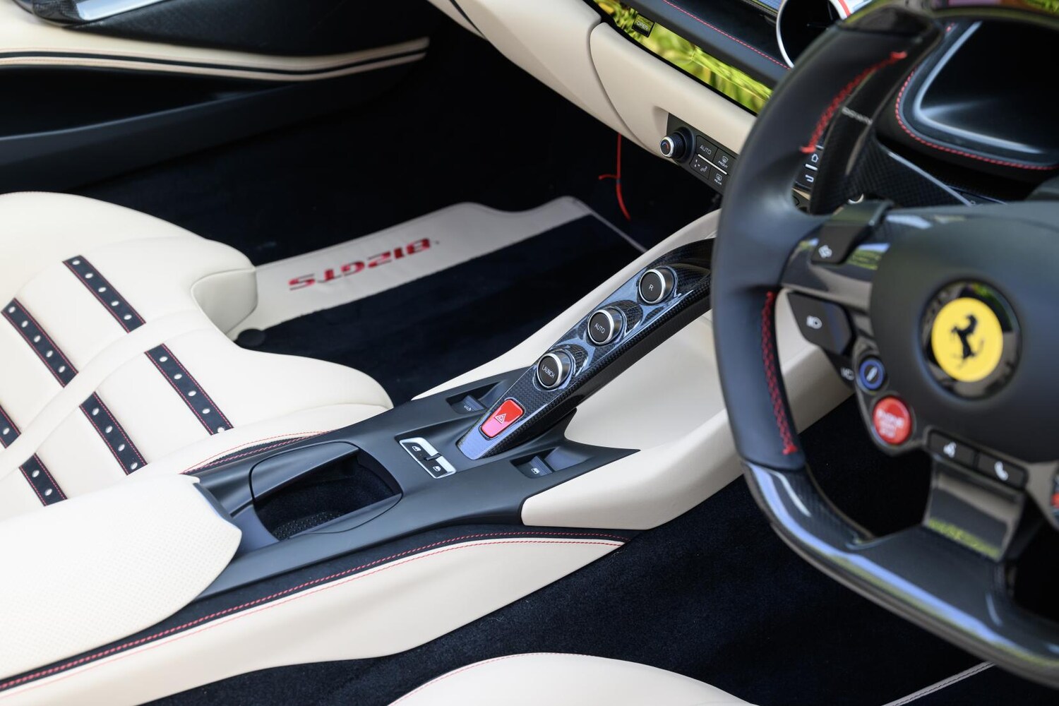 Used Ferrari 812 GTS 2023 for sale - 77412574: Photo 61