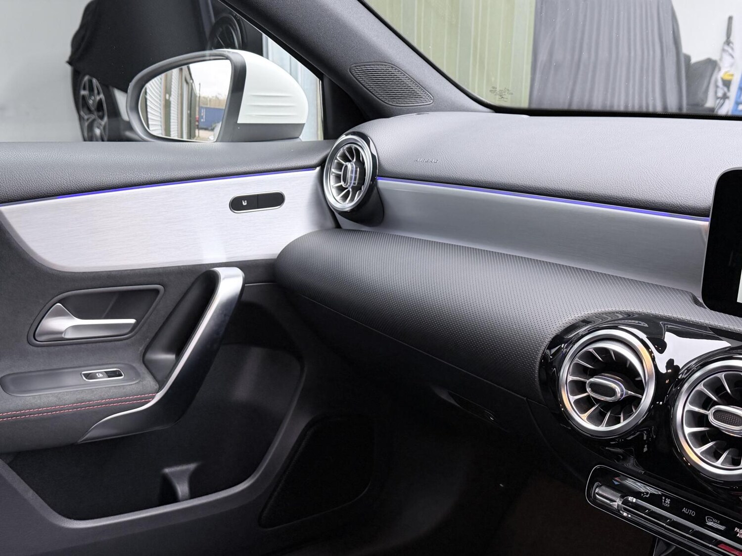 Used Mercedes-Benz A-Class 2019 for sale - 77613151: Photo 32