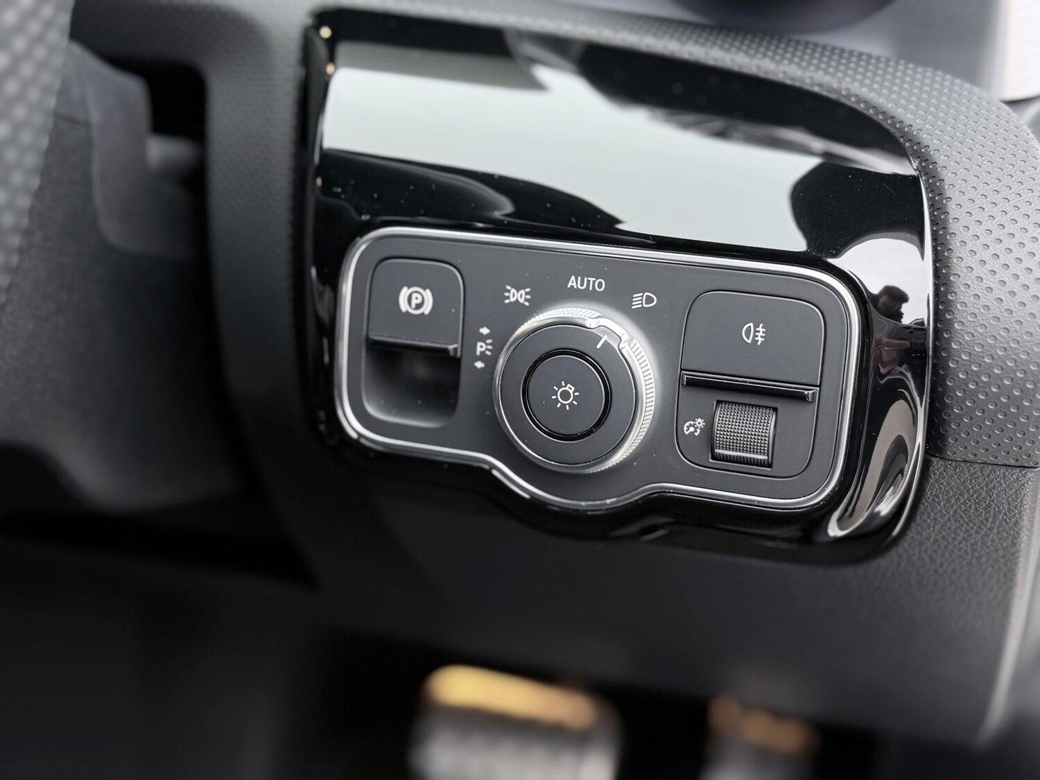 Used Mercedes-Benz A-Class 2019 for sale - 77613151: Photo 35