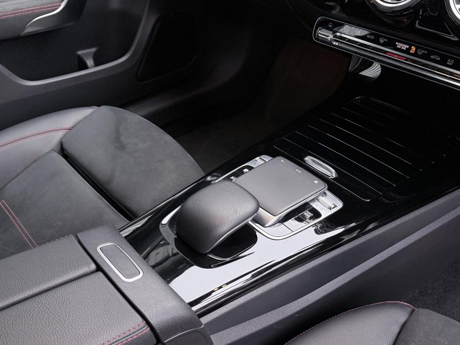 Used Mercedes-Benz A-Class 2019 for sale - 77613151: Photo 37