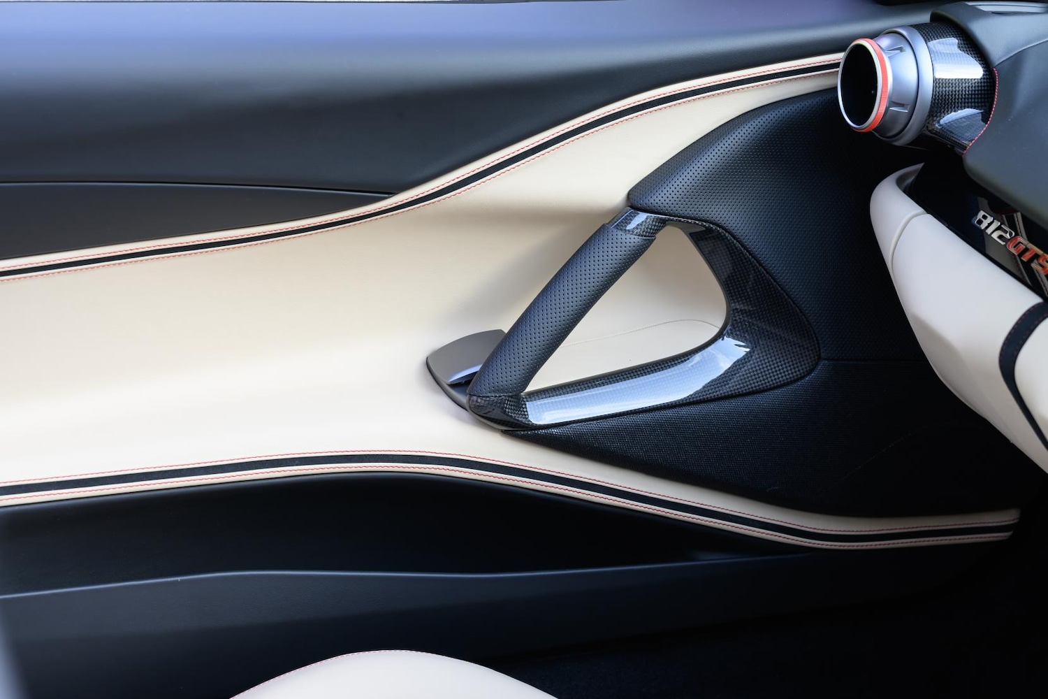 Used Ferrari 812 GTS 2023 for sale - 77175986: Photo 5