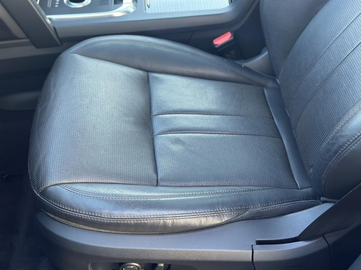 Used Land Rover Discovery Sport 2019 for sale - 77426249: Photo 36