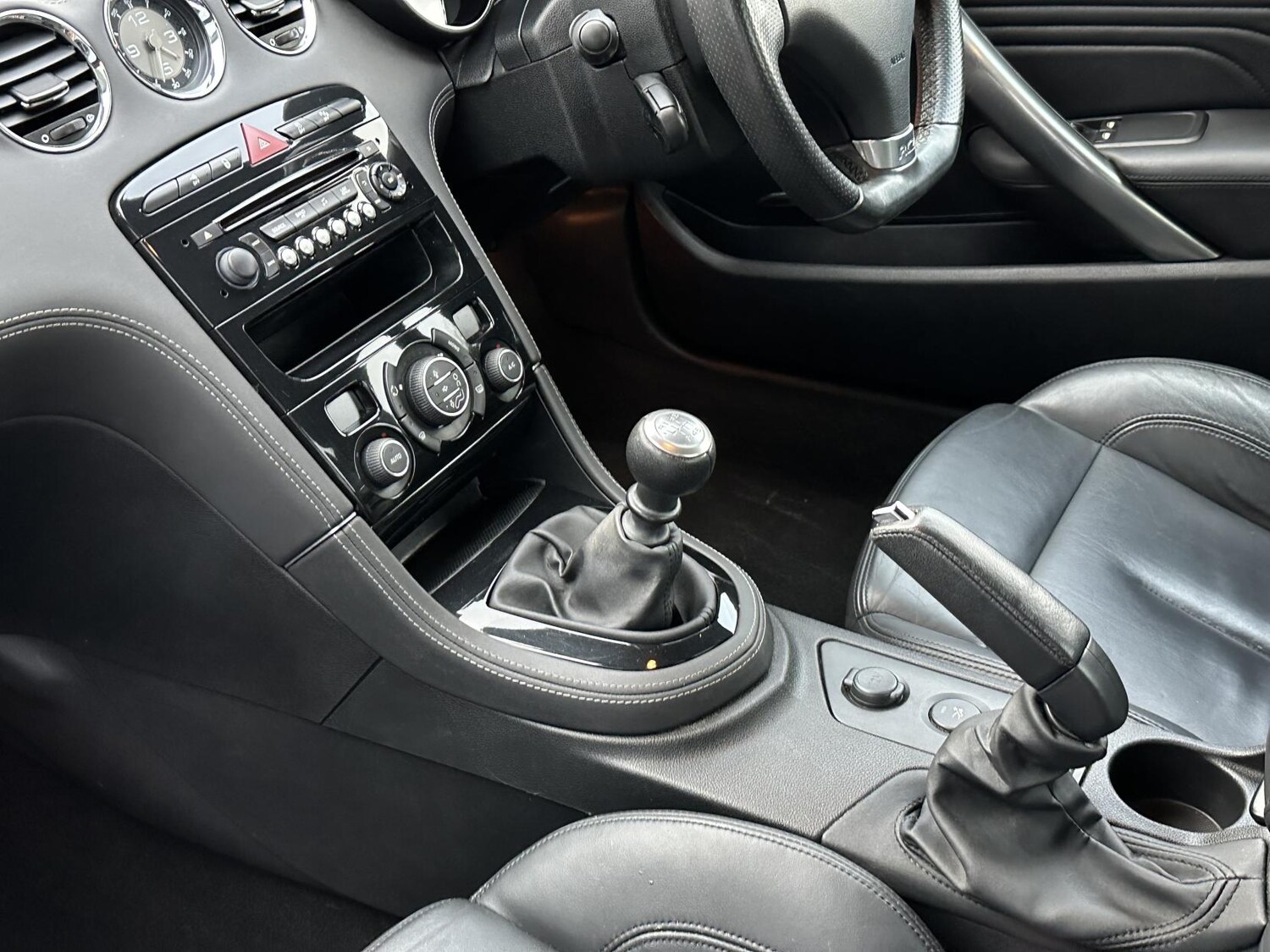 Used Peugeot RCZ 2014 for sale - 77575536: Photo 18