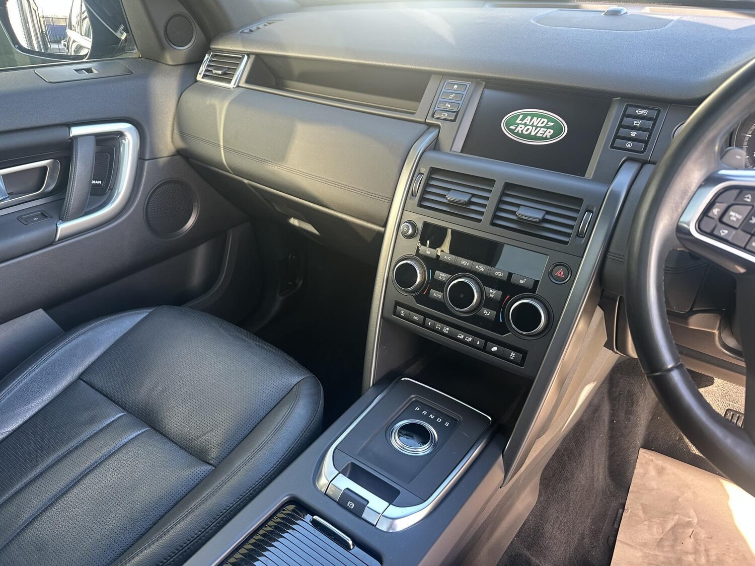 Used Land Rover Discovery Sport 2019 for sale - 77550843: Photo 21