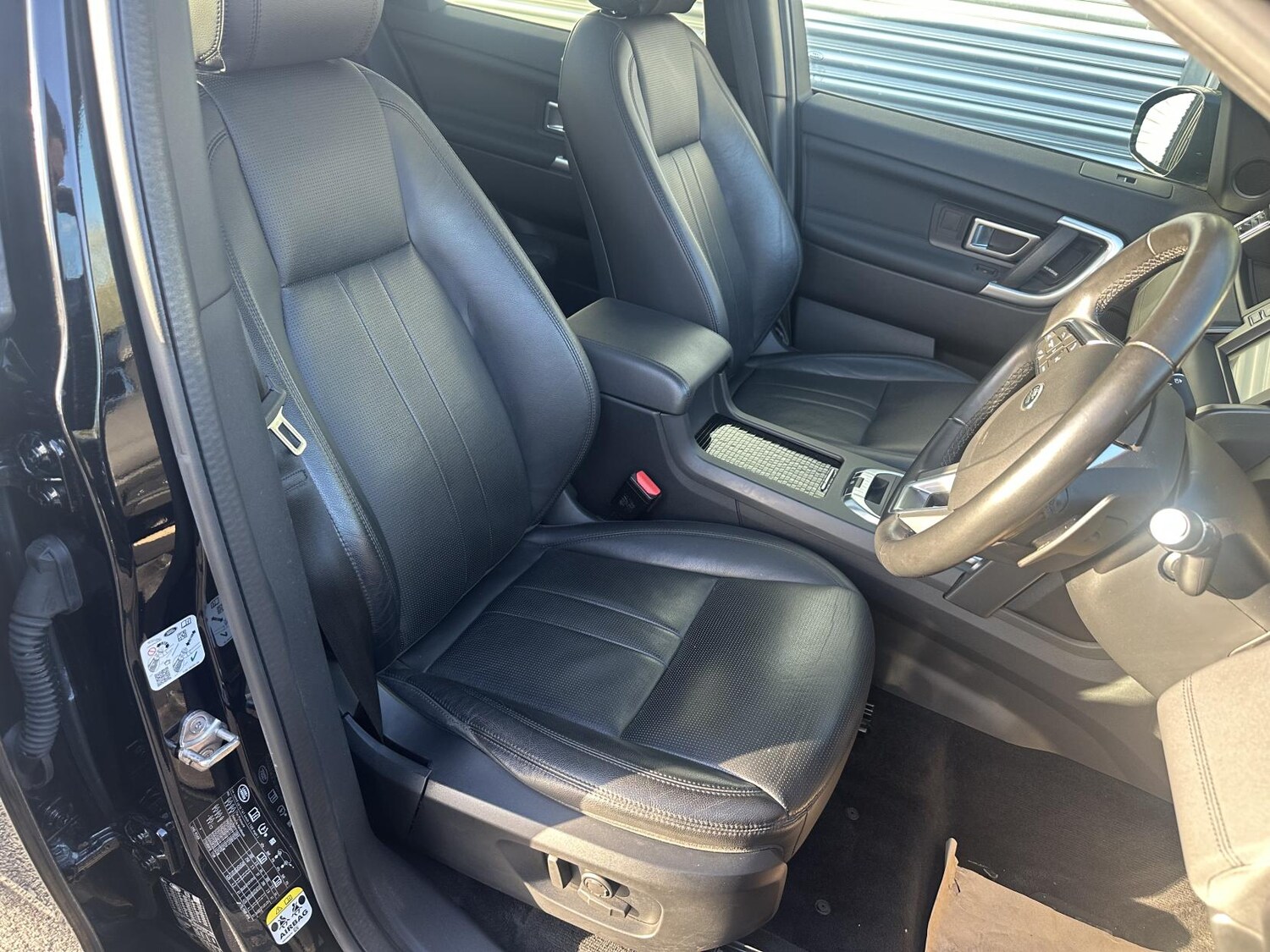 Used Land Rover Discovery Sport 2019 for sale - 77192094: Photo 25