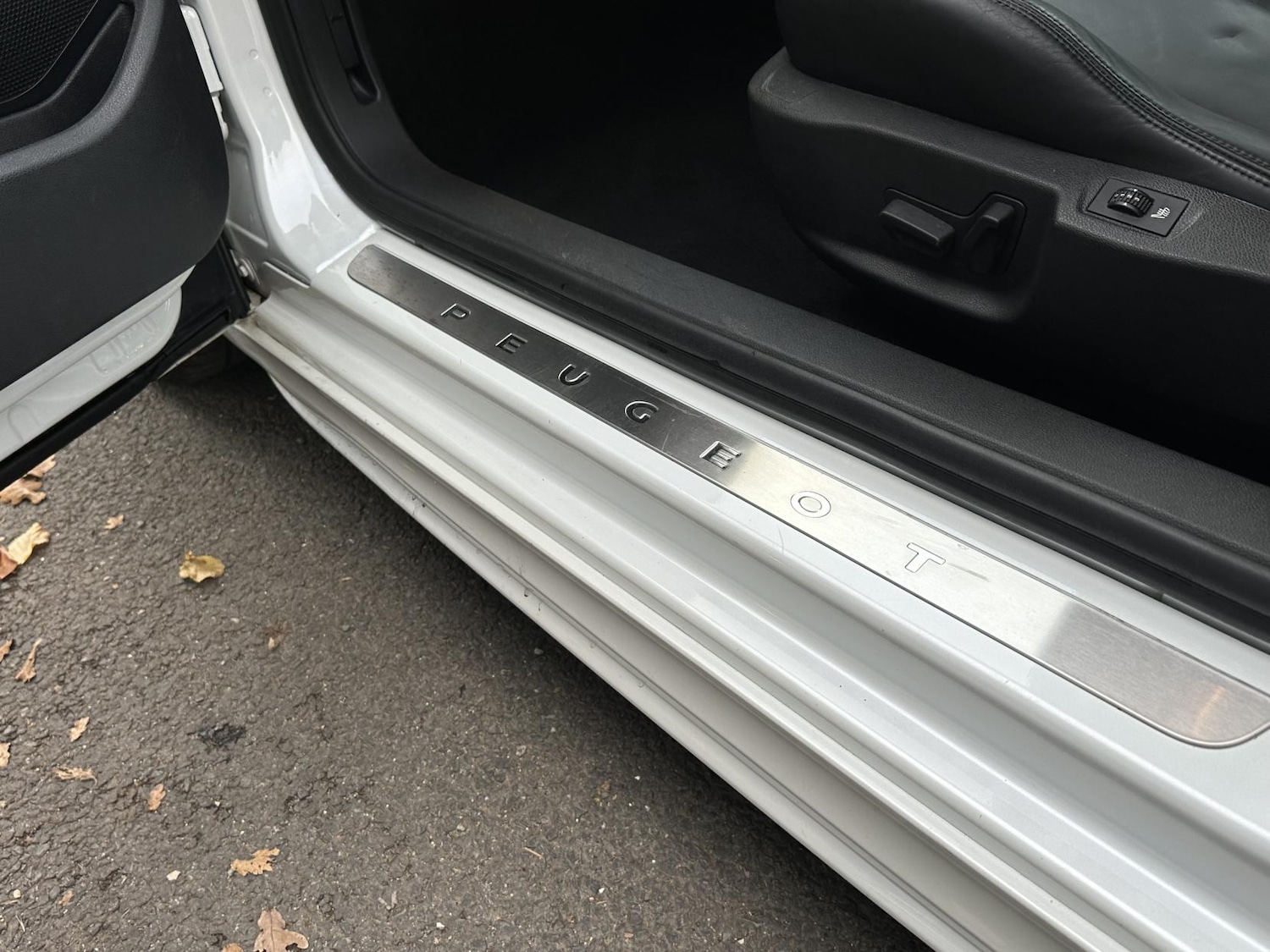 Used Peugeot RCZ 2014 for sale - 76652974: Photo 21