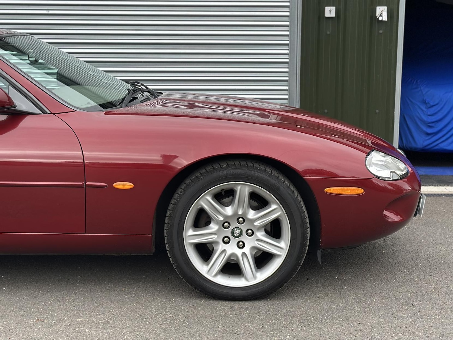 Used Jaguar XK8 1999 for sale - 76209539: Photo 10