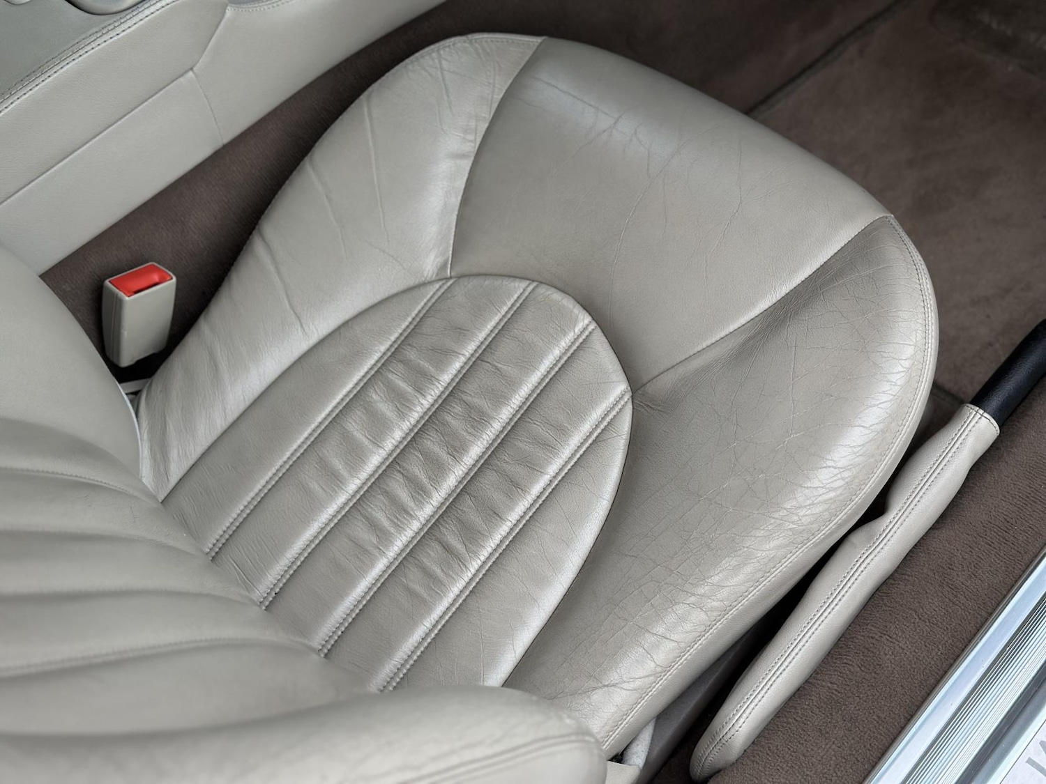 Used Jaguar XK8 1999 for sale - 76209539: Photo 28