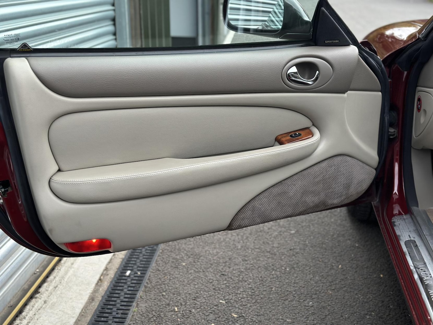 Used Jaguar XK8 1999 for sale - 76209539: Photo 37