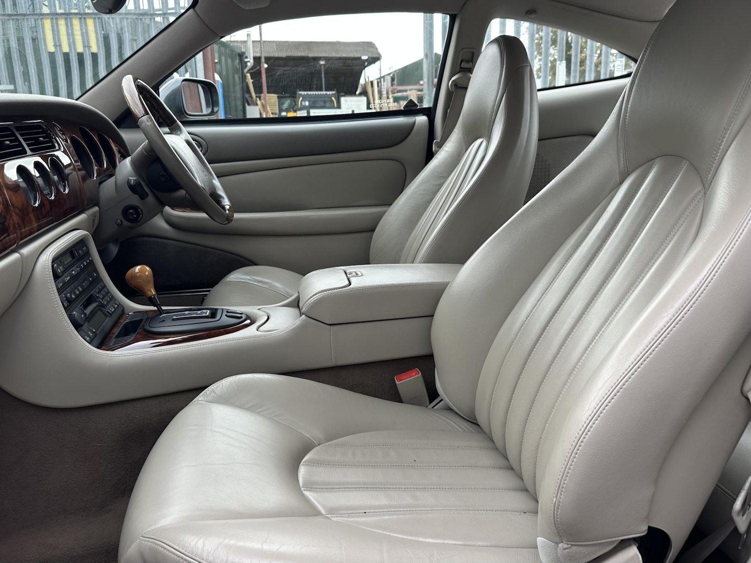 Used Jaguar XK8 1999 for sale - 76209539: Photo 38