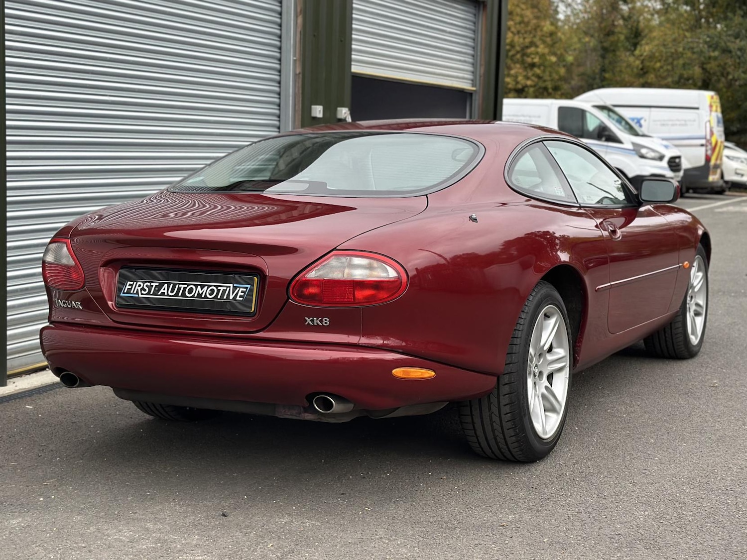 Used Jaguar XK8 1999 for sale - 76209539: Photo 4
