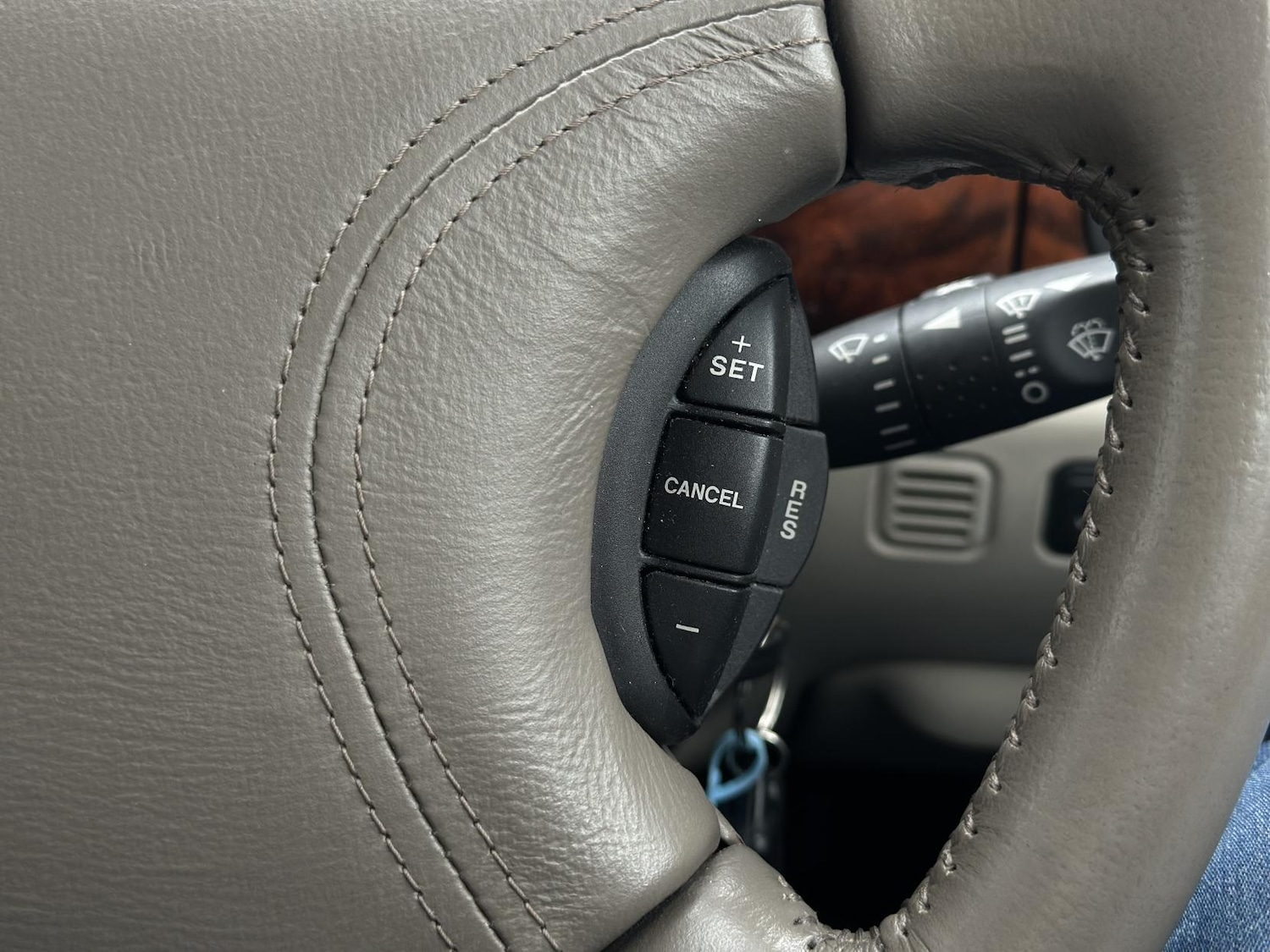 Used Jaguar XK8 1999 for sale - 76209539: Photo 48