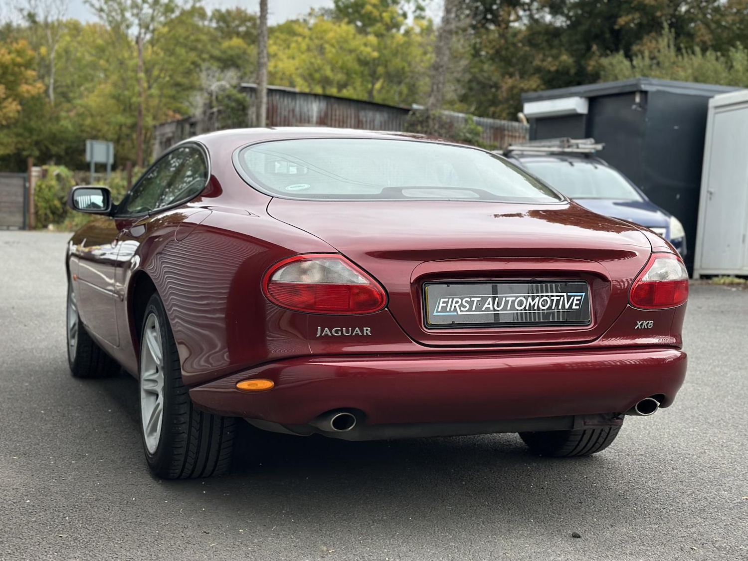 Used Jaguar XK8 1999 for sale - 76209539: Photo 8