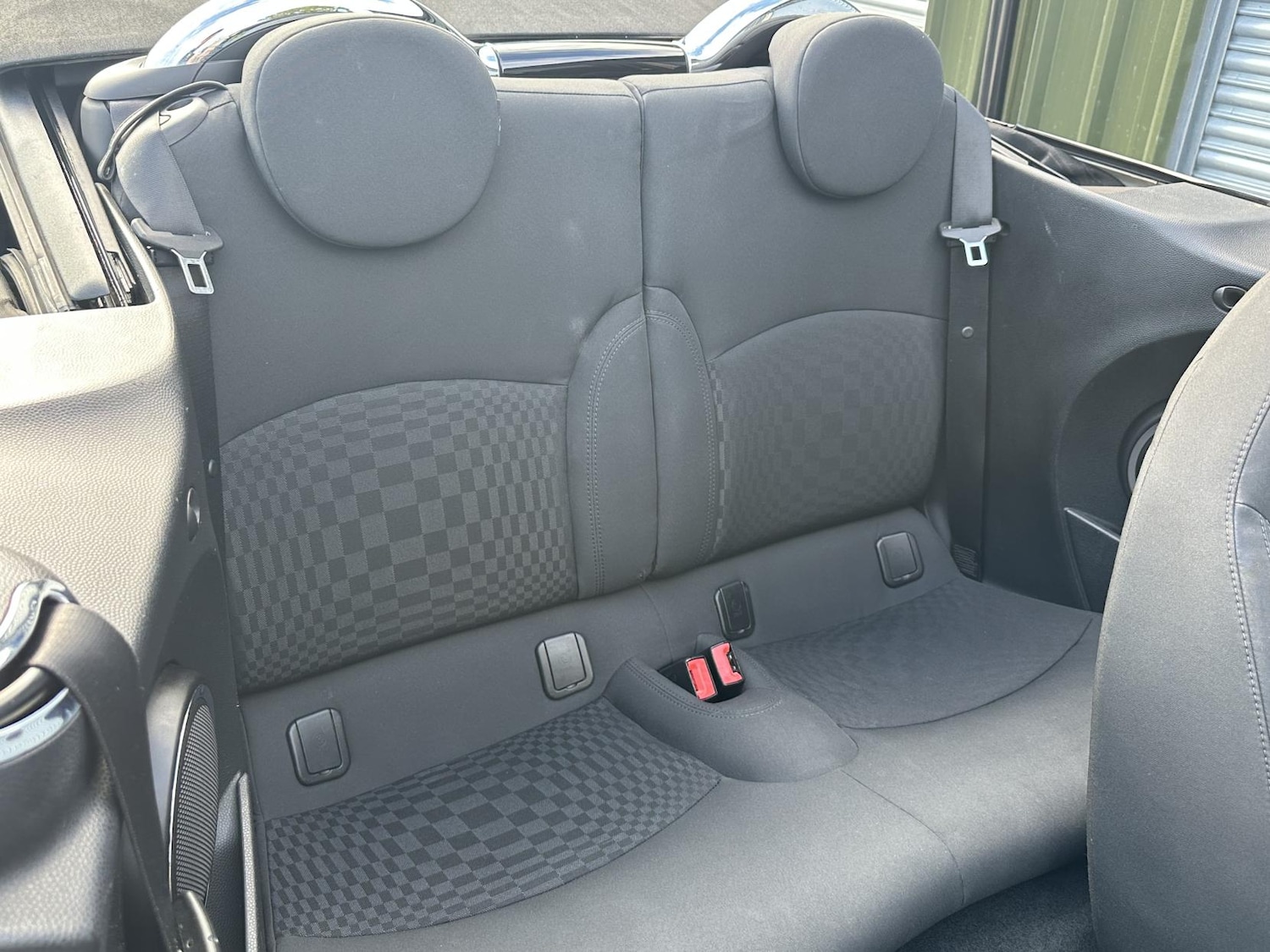 Used MINI Convertible 2009 for sale - 77175985: Photo 26