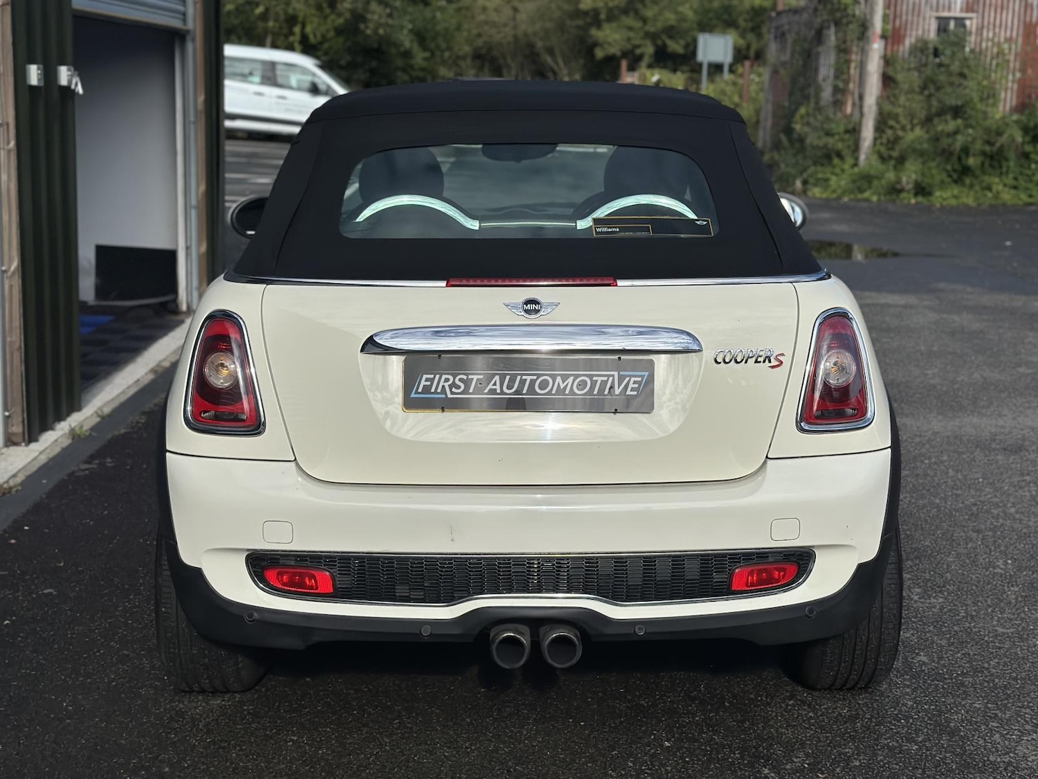 Used MINI Convertible 2009 for sale - 77175985: Photo 5