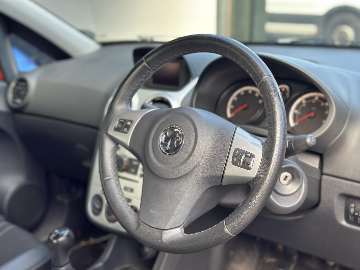 Used Vauxhall Corsa 2012 for sale - 77575532: Photo 10