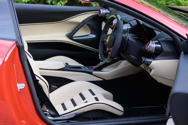 Used Ferrari 812 GTS 2023 for sale - 75521974: Photo 59