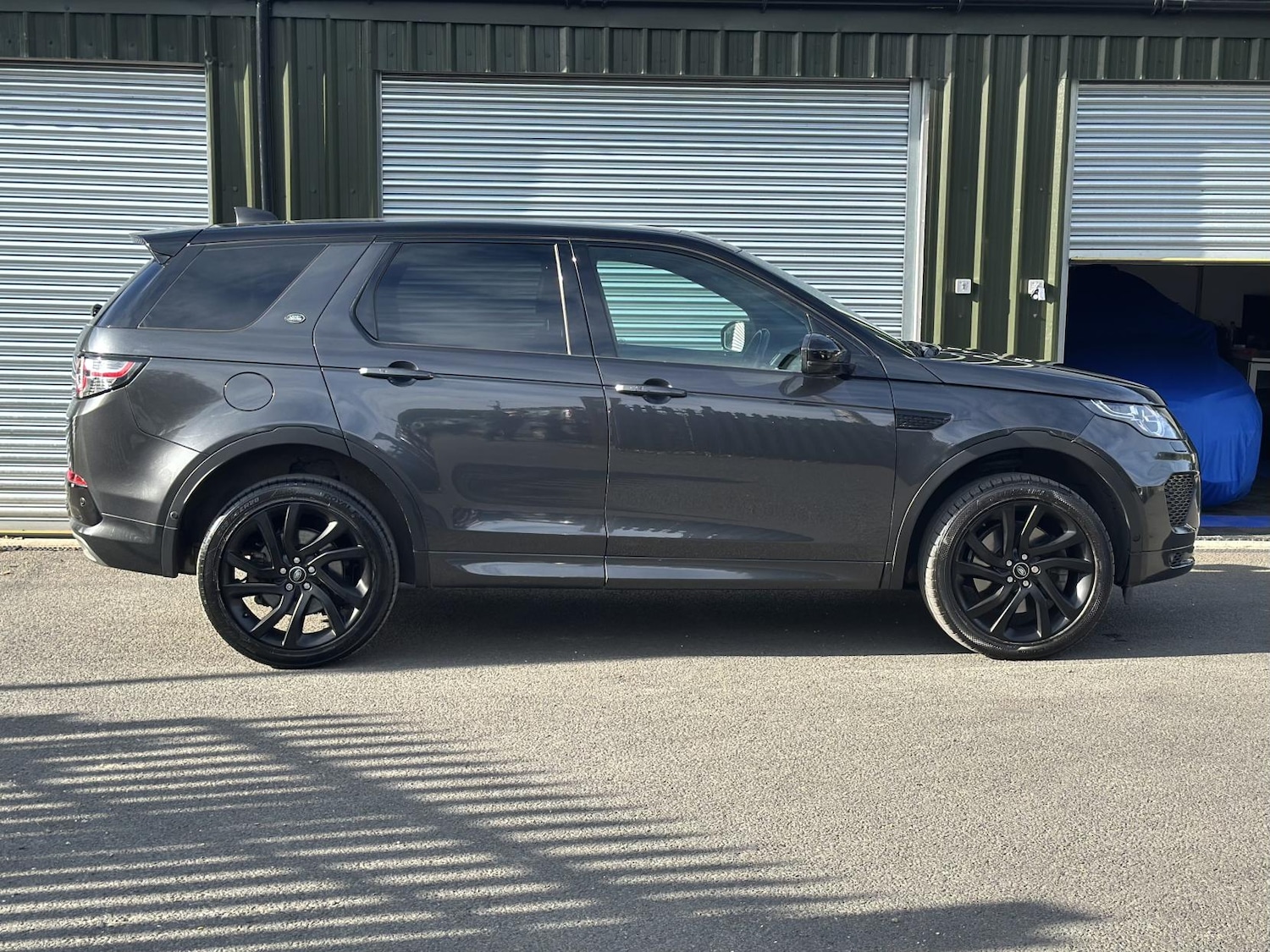 Used Land Rover Discovery Sport 2017 for sale - 76138744: Photo 13