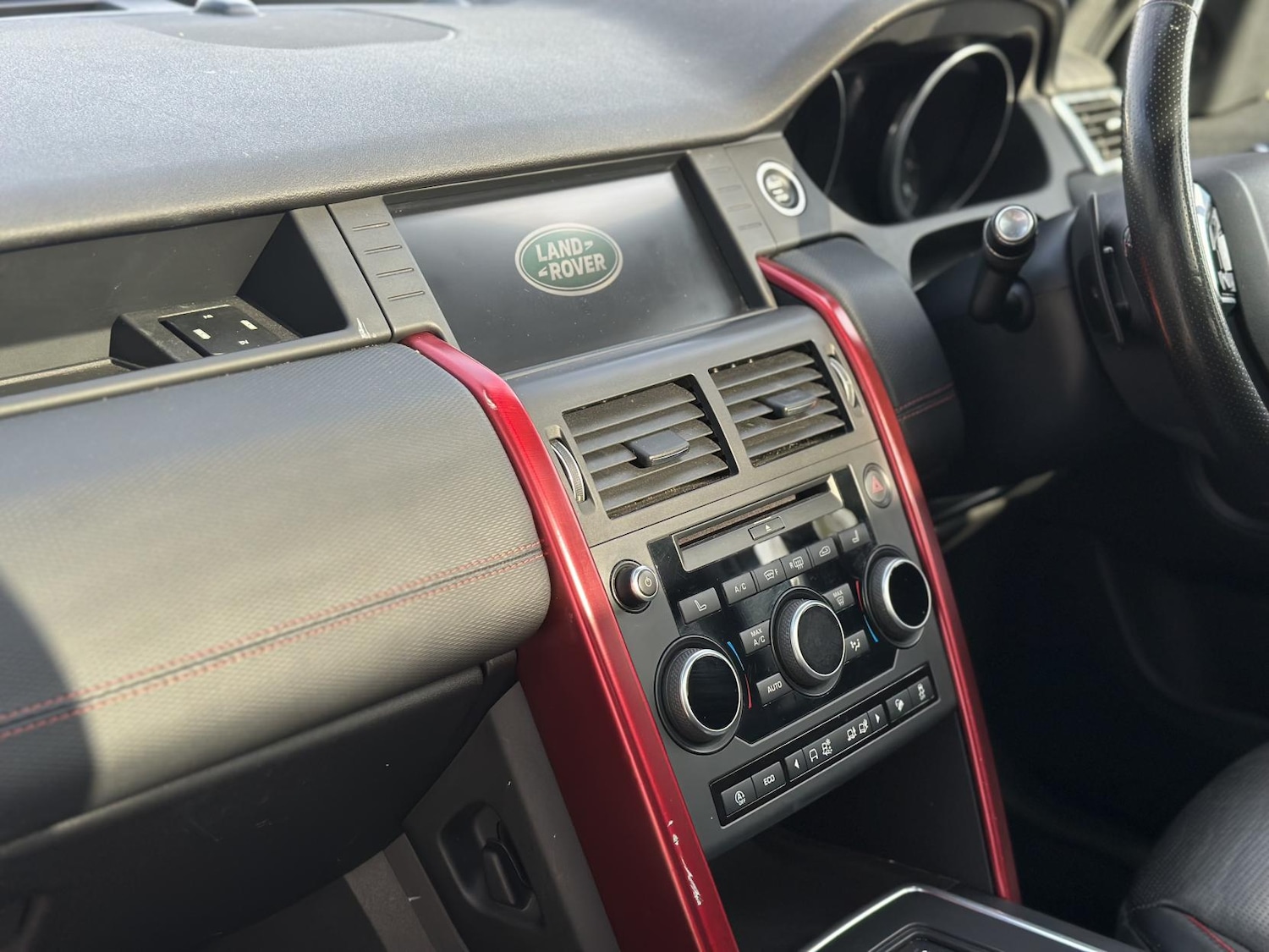 Used Land Rover Discovery Sport 2017 for sale - 76138744: Photo 34