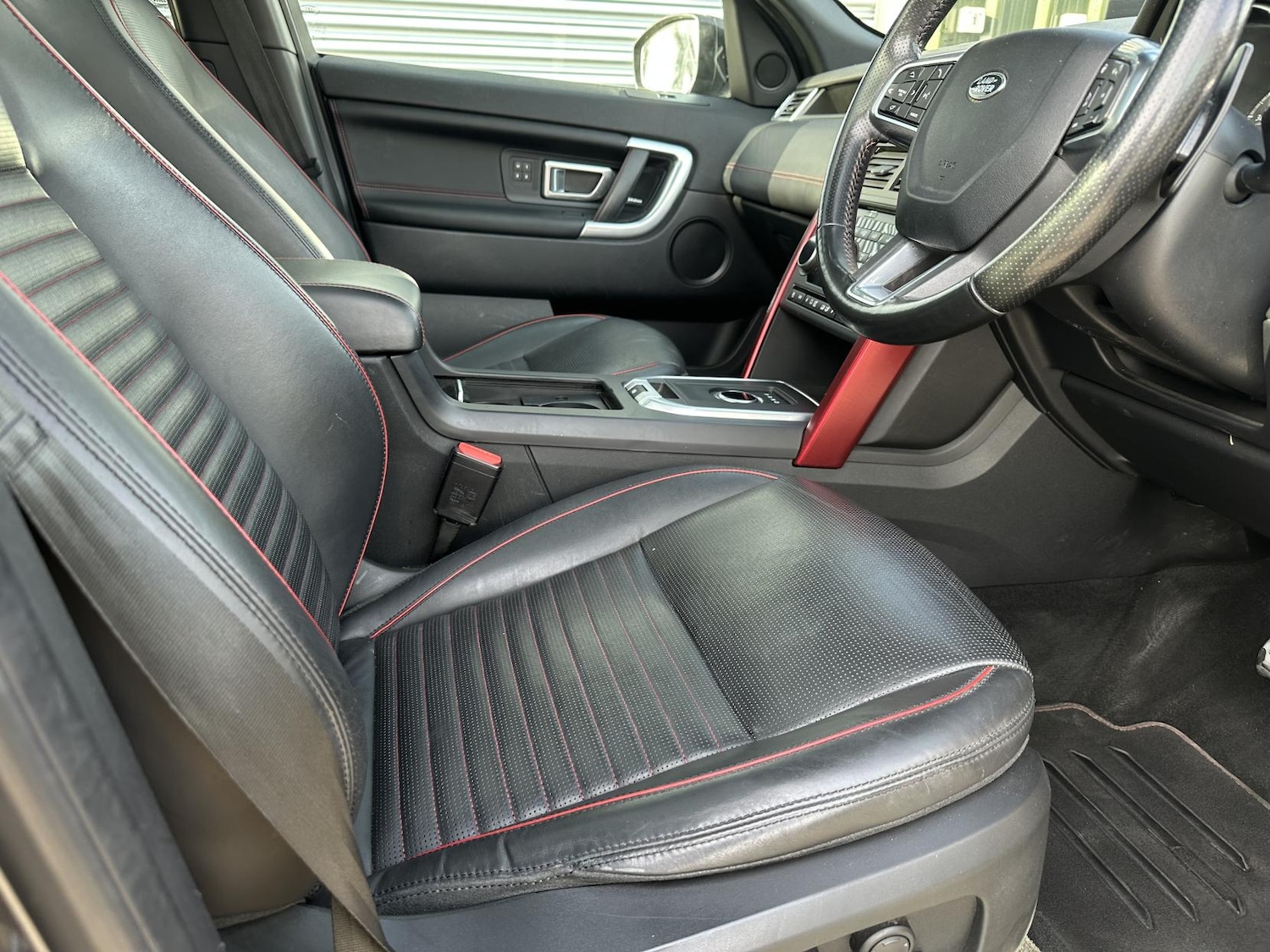 Used Land Rover Discovery Sport 2017 for sale - 76138744: Photo 35