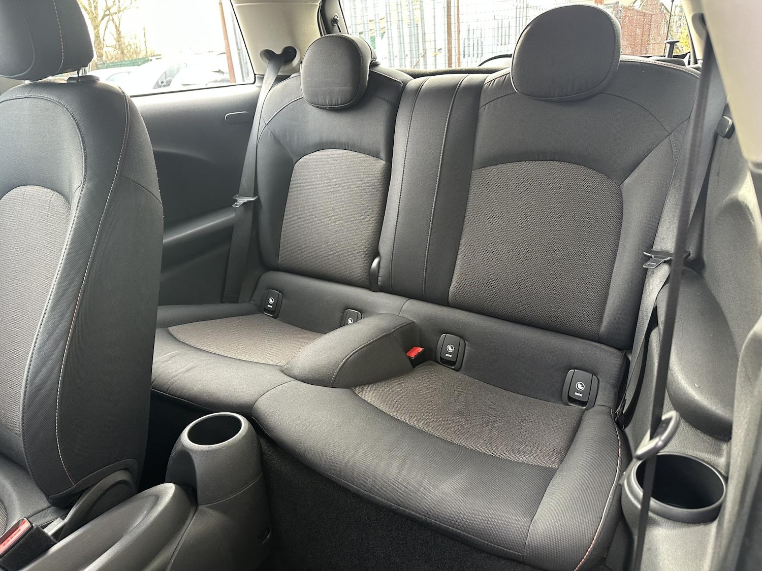 Used MINI Hatch 2015 for sale - 76840750: Photo 18