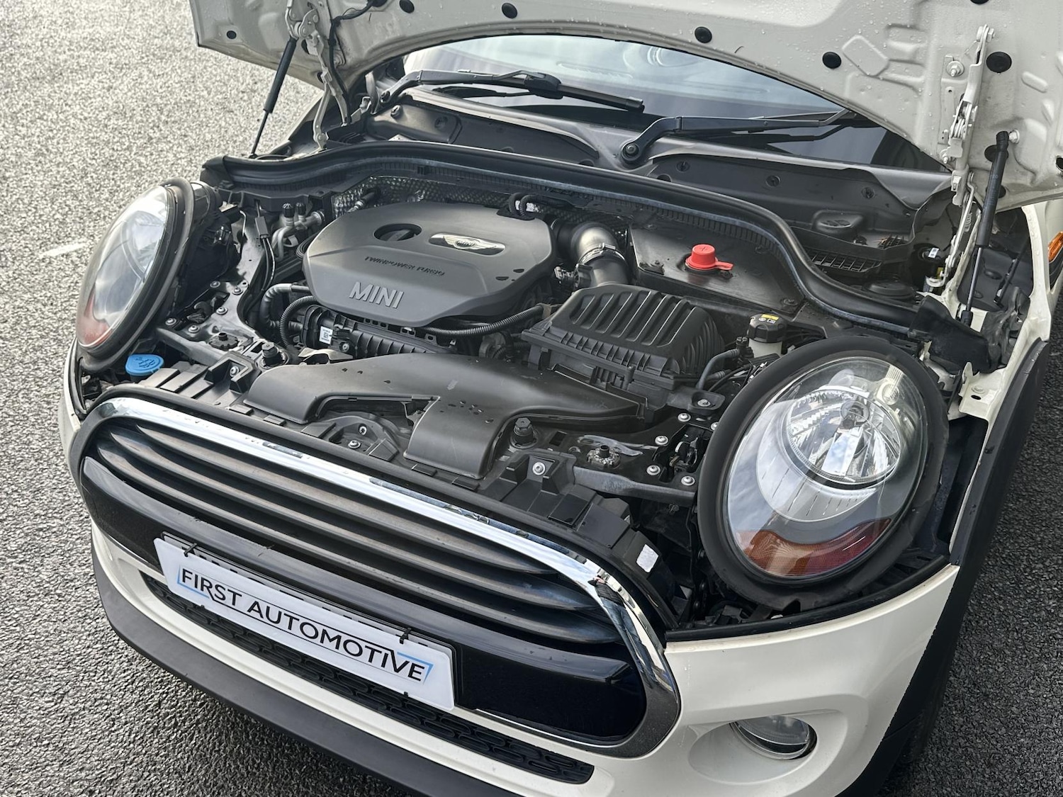 Used MINI Hatch 2015 for sale - 76840750: Photo 25