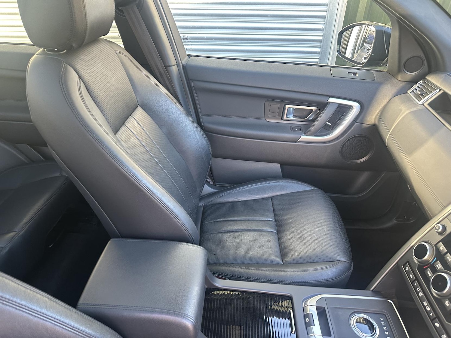 Used Land Rover Discovery Sport 2019 for sale - 76975392: Photo 24