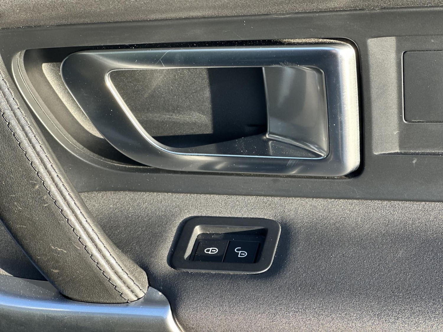 Used Land Rover Discovery Sport 2019 for sale - 76975392: Photo 31