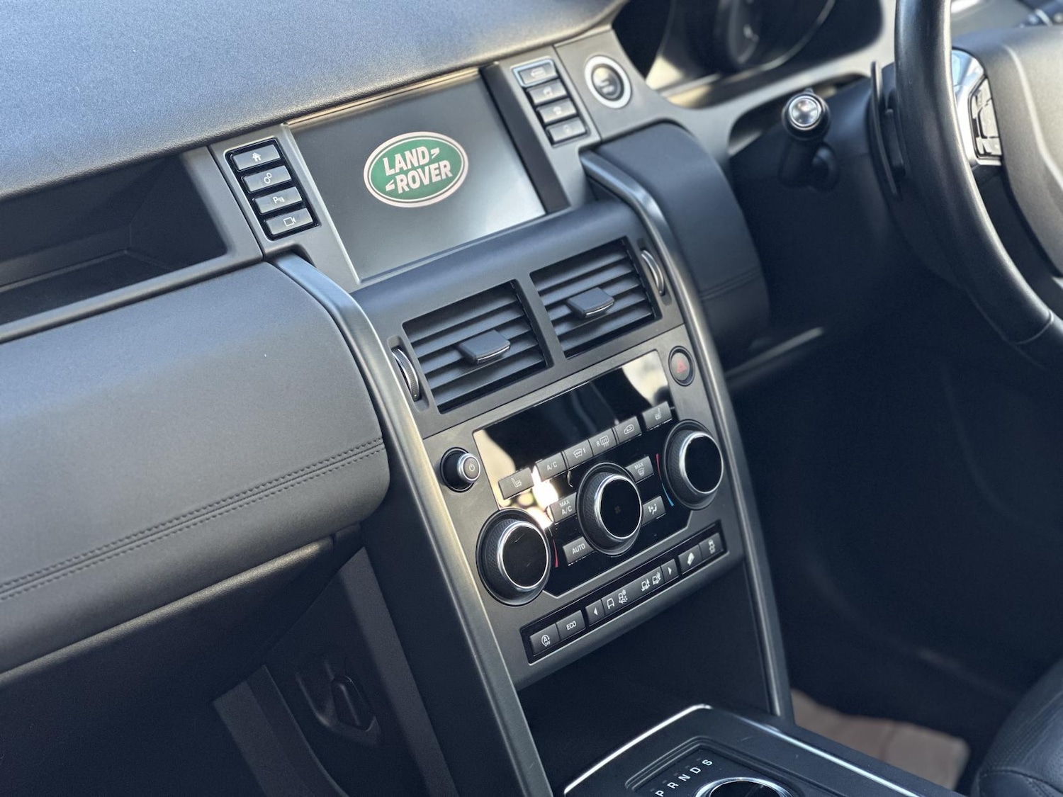 Used Land Rover Discovery Sport 2019 for sale - 76975392: Photo 38