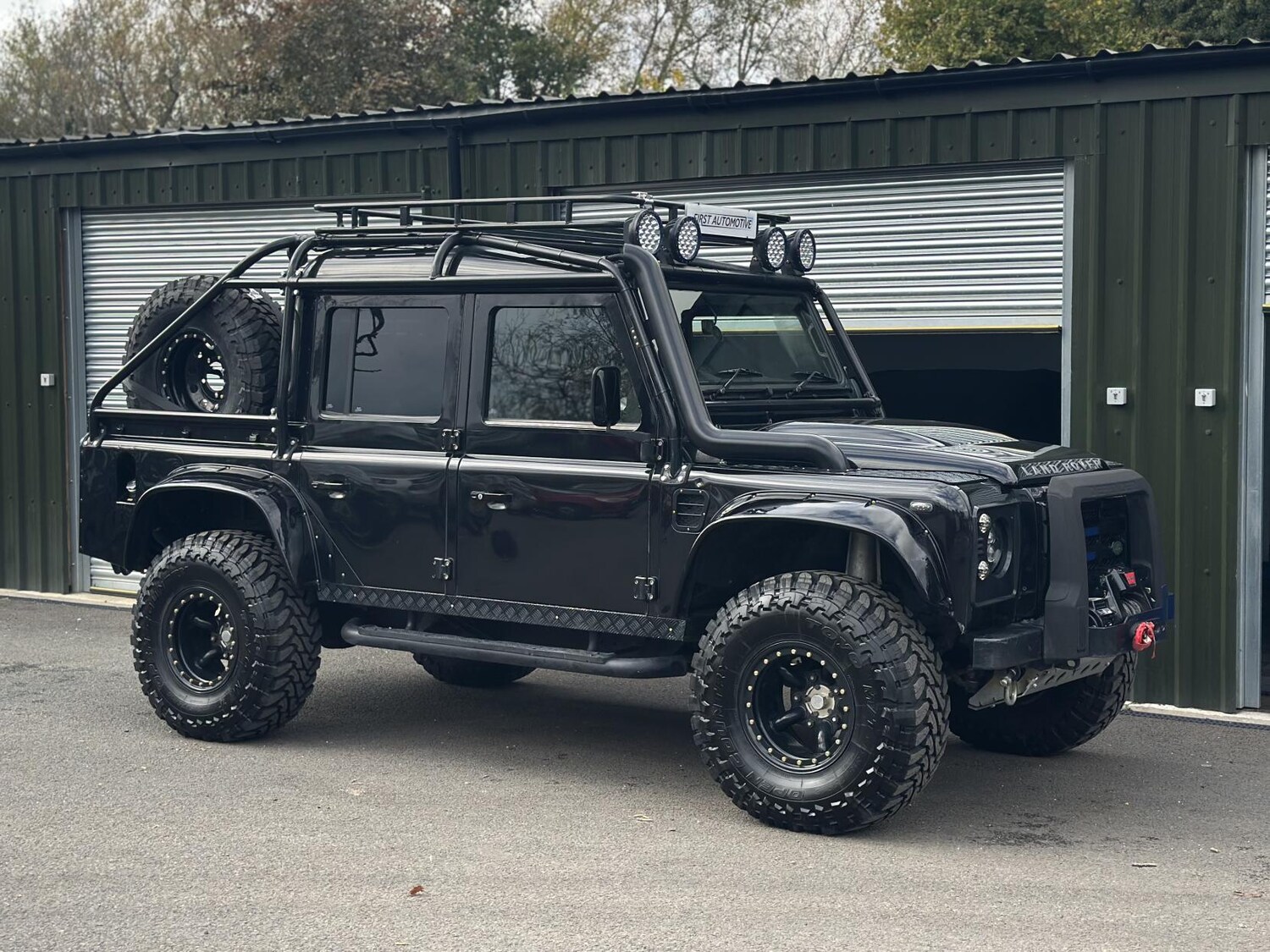 Used Land Rover Defender 110 2011 for sale - 76336031: Photo 11