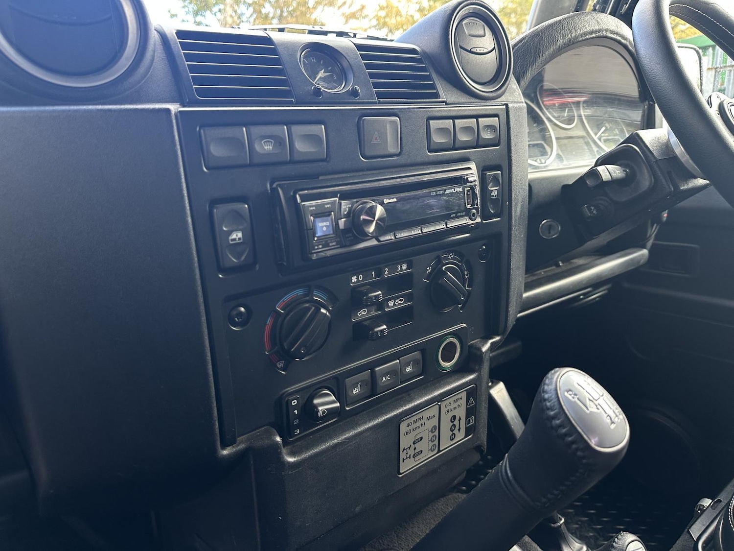 Used Land Rover Defender 110 2011 for sale - 76336031: Photo 34