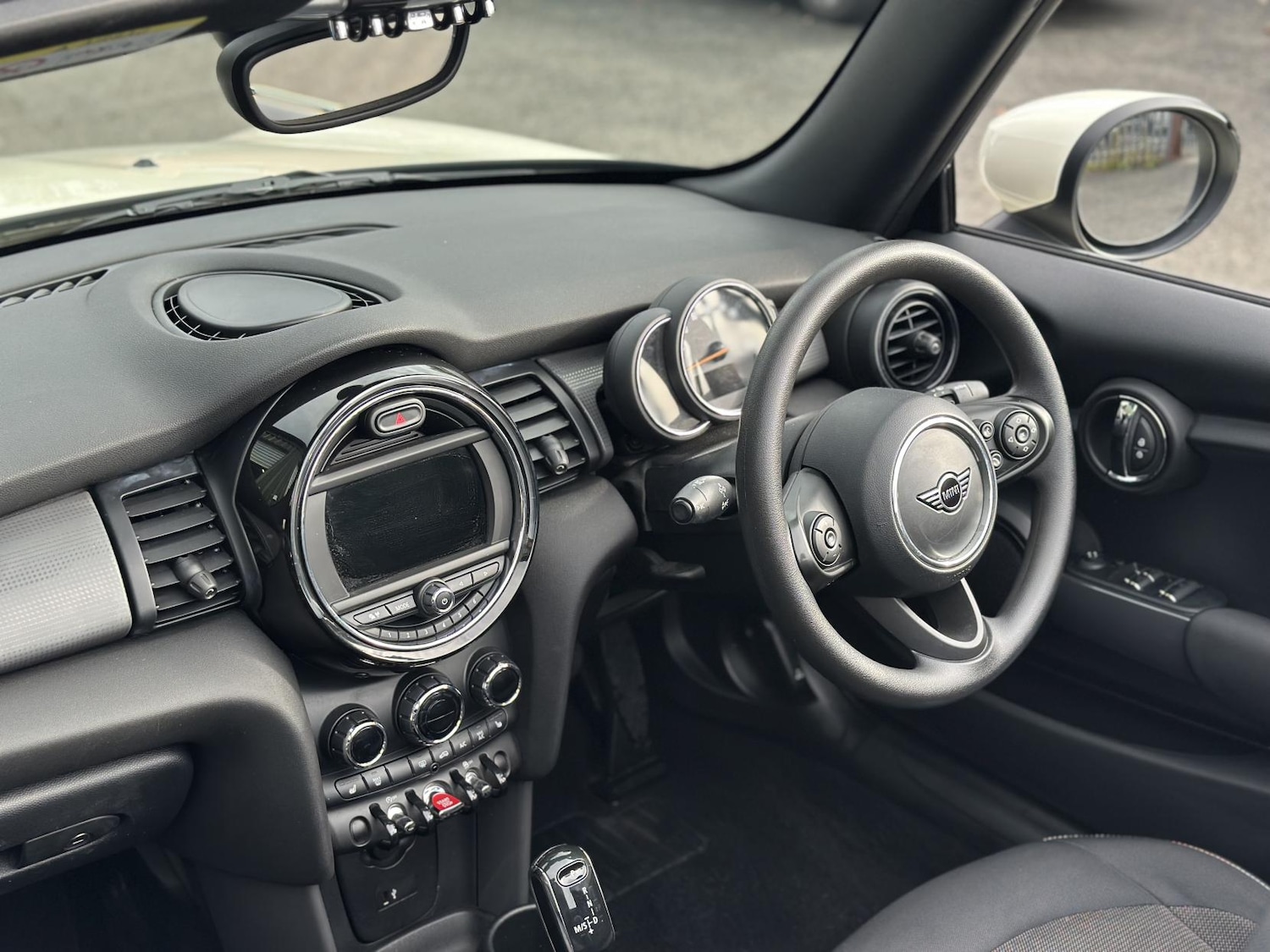 Used MINI Convertible 2020 for sale - 76467843: Photo 14