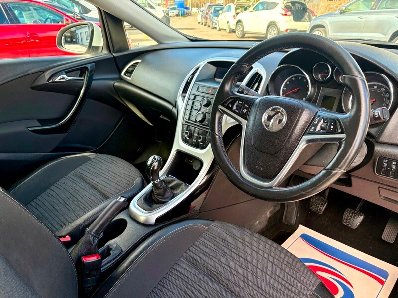 Used Vauxhall Astra 2015 for sale - 78168162: Photo 13