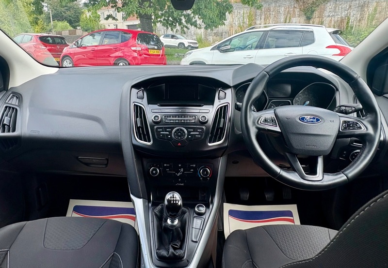 Used Ford Focus 2015 for sale - 76950878: Photo 11