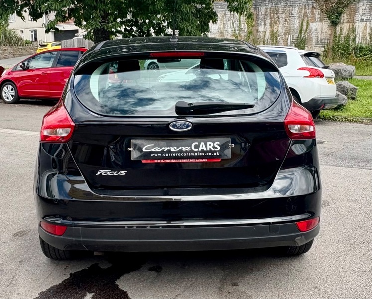 Used Ford Focus 2015 for sale - 76950878: Photo 6