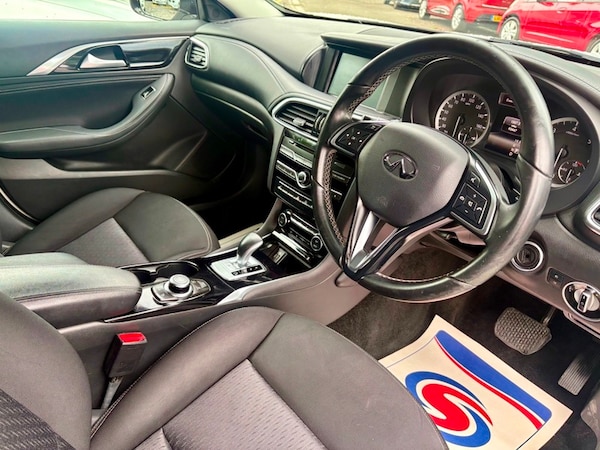 Used Infiniti Q30 2017 for sale - 74968599: Photo 13