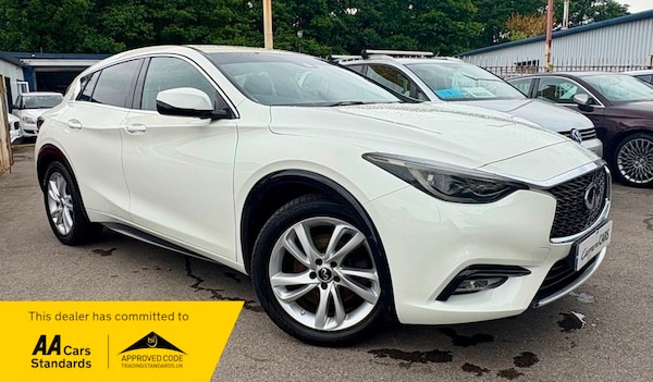 Used Infiniti Q30 2017 for sale - 74968599: Photo 1