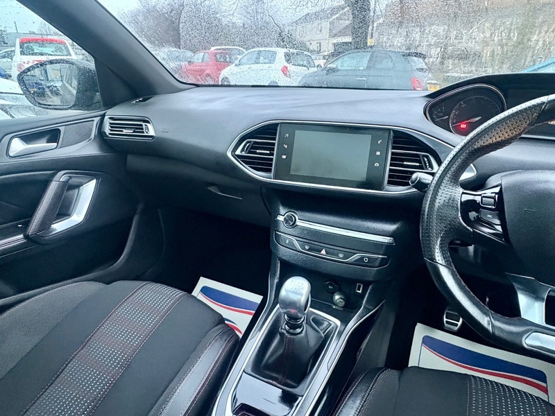 Used Peugeot 308 2019 for sale - 76725225: Photo 14