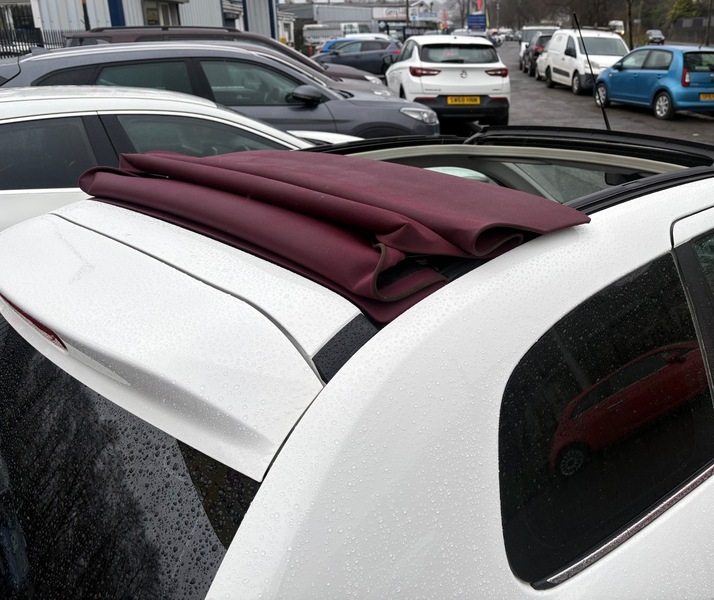 Used Peugeot 108 2014 for sale - 77395026: Photo 18