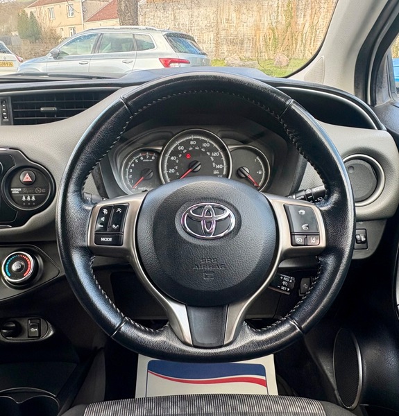 Used Toyota Yaris 2017 for sale - 78056799: Photo 13