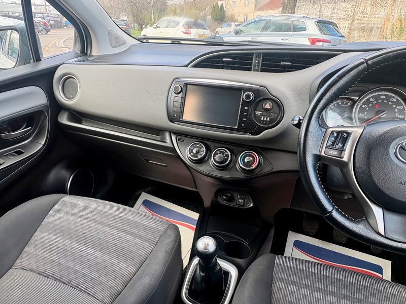 Used Toyota Yaris 2017 for sale - 78056799: Photo 14