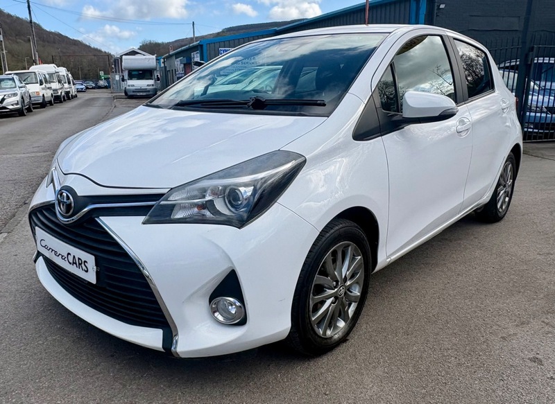 Used Toyota Yaris 2017 for sale - 78056799: Photo 4