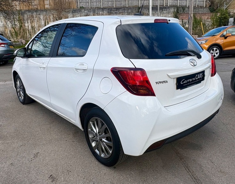 Used Toyota Yaris 2017 for sale - 78056799: Photo 5