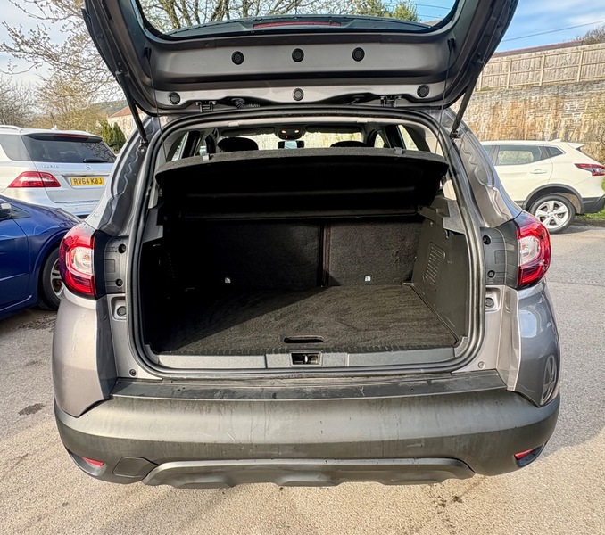 Used Renault Captur 2018 for sale - 78168145: Photo 8