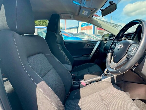 Used Toyota Auris 2014 for sale - 75606873: Photo 12