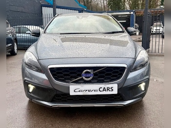 Used Volvo V40 2016 for sale - 78345288: Photo