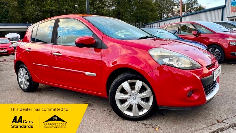 Used Renault Clio 2011 for sale - 76396642: Photo 1